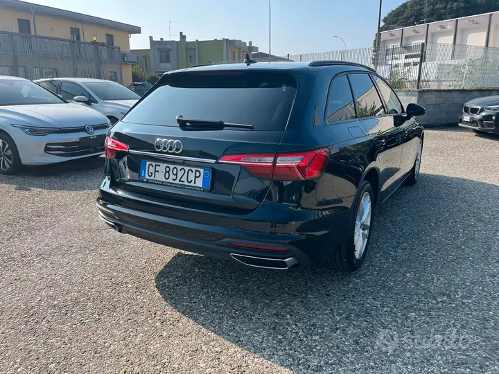 Audi A4 2021 photo 4