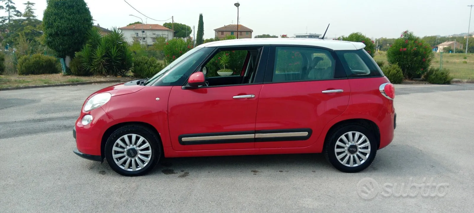 Fiat 500L 2014 photo 2