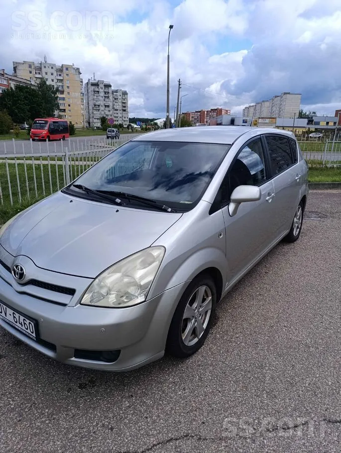 Toyota Corolla Verso 2006 photo 3