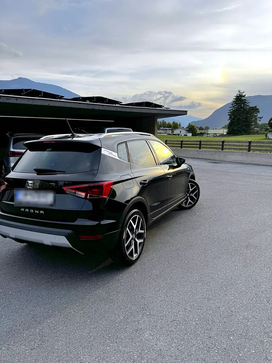 Seat Arona 2018 photo 3