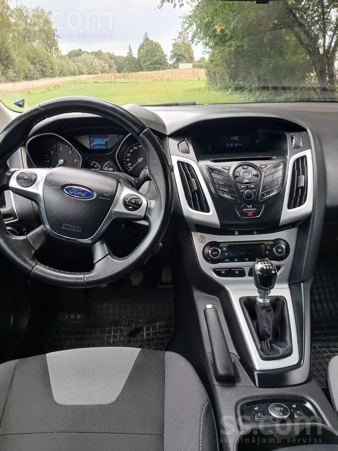Ford Focus 2014 photo 5