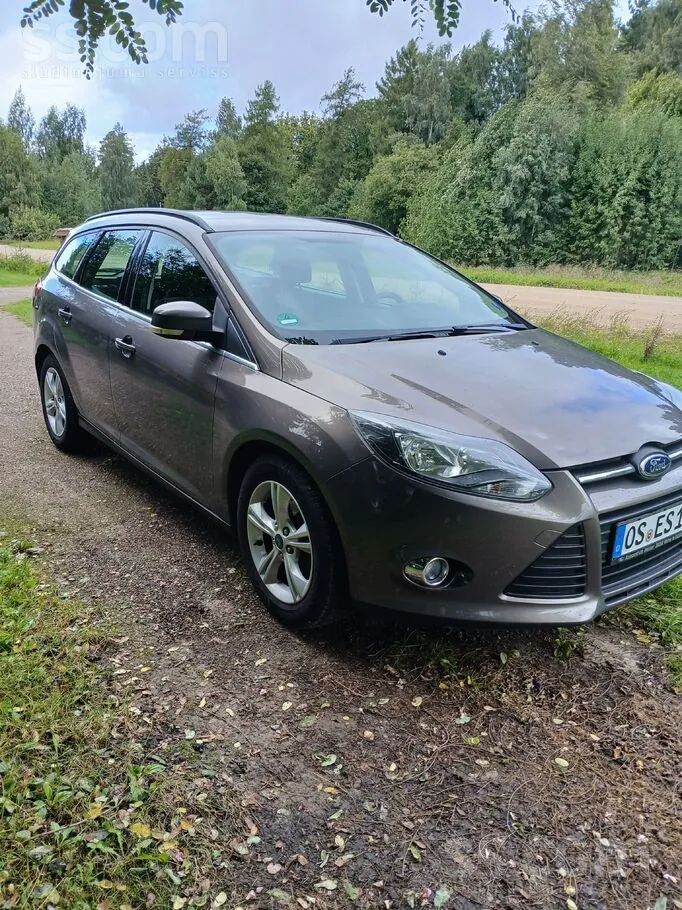 Ford Focus 2014 photo 2