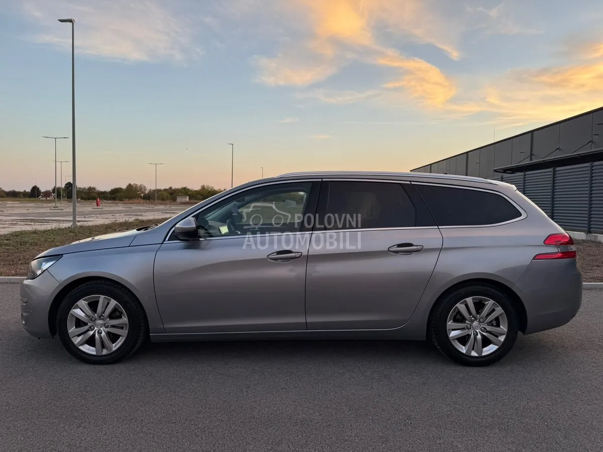 Peugeot 308 2015 photo 5