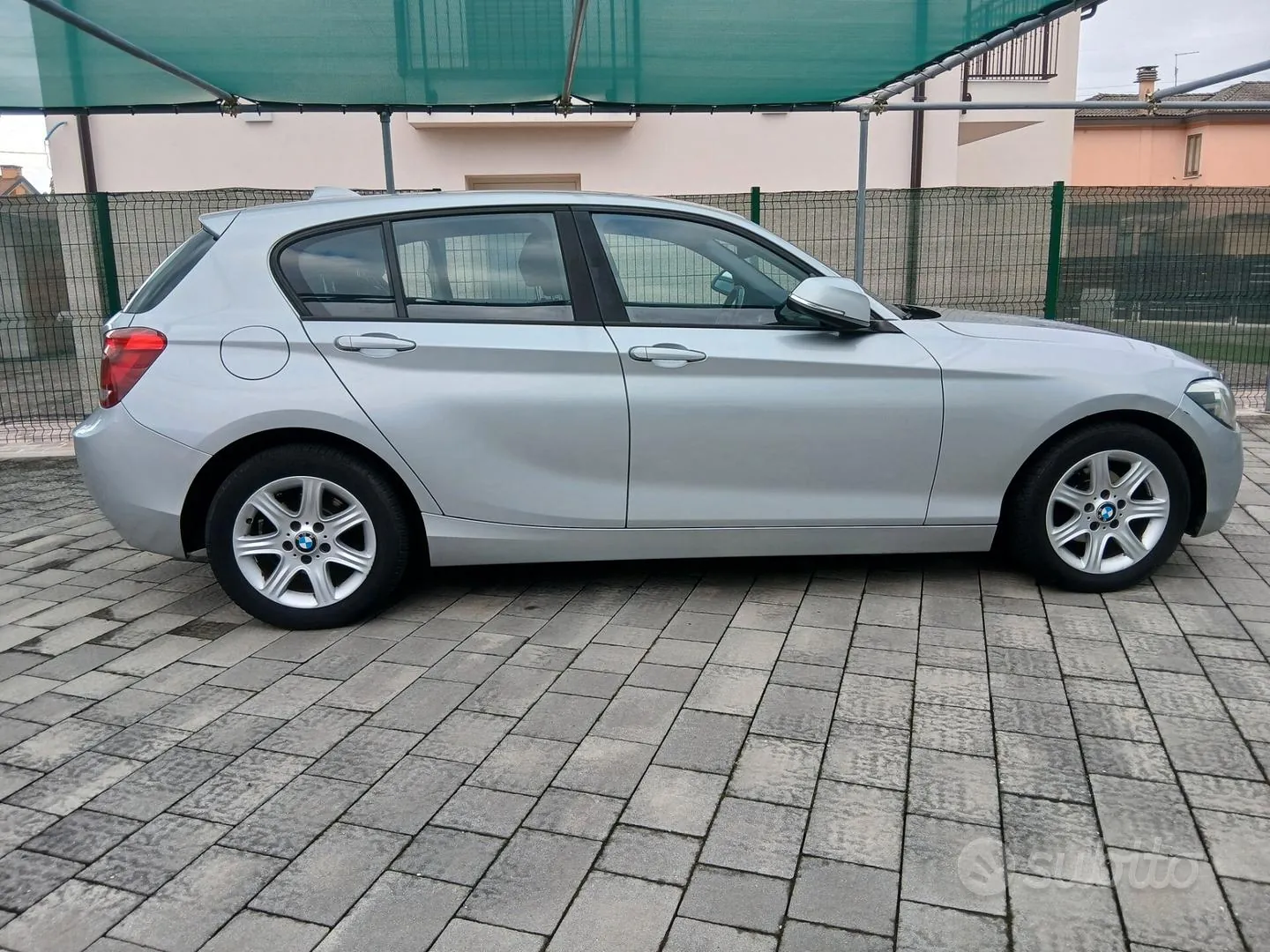BMW 118D 2013 photo 2