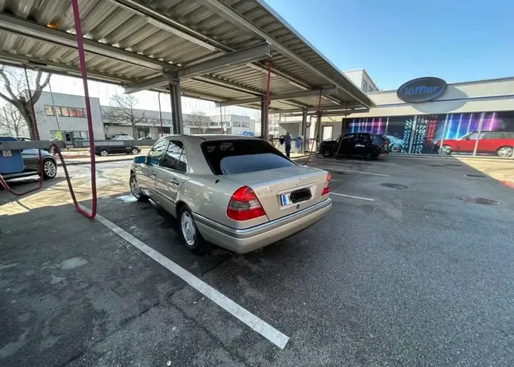 Mercedes-Benz C-Class 1994 photo 2
