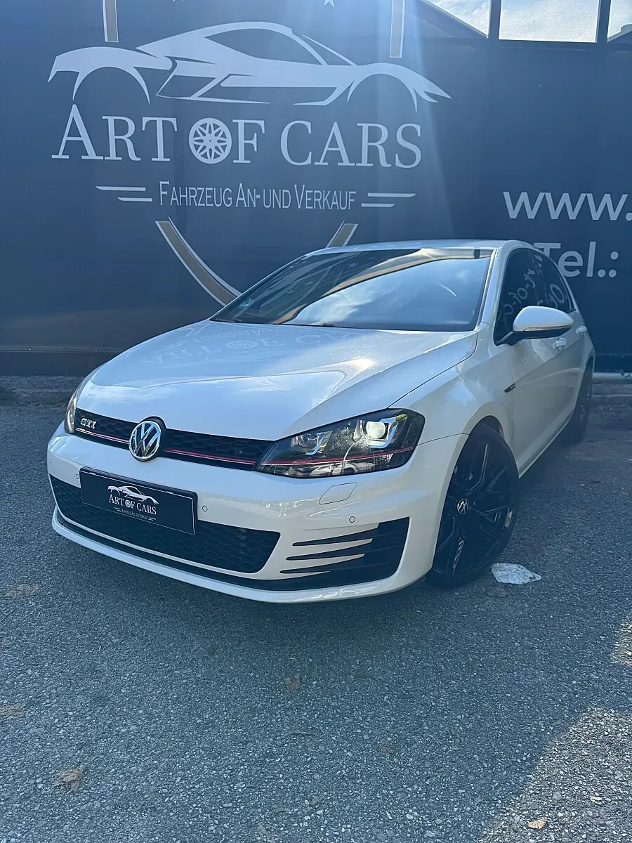 Volkswagen Golf 2017 photo 2