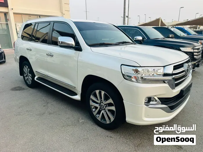 Toyota Land Cruiser 2019 photo 3