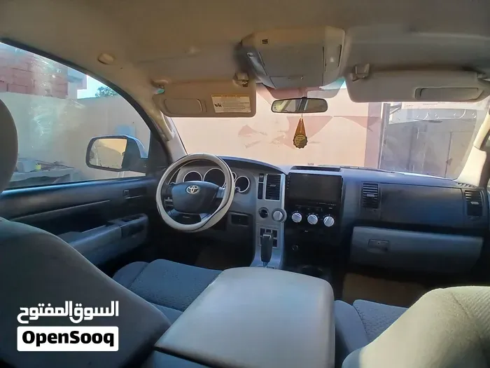 Toyota Tundra 2012 photo 3
