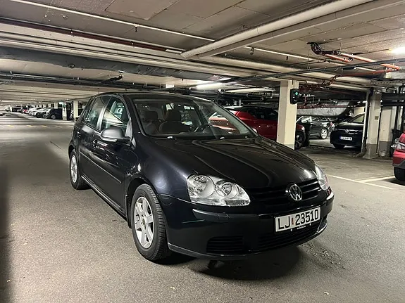 Volkswagen Golf V