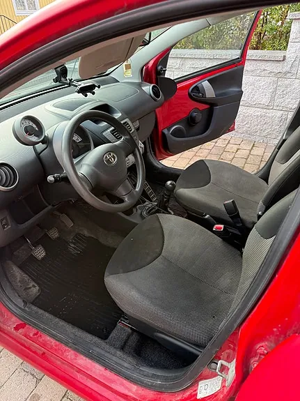 Toyota Aygo 2012 photo 3