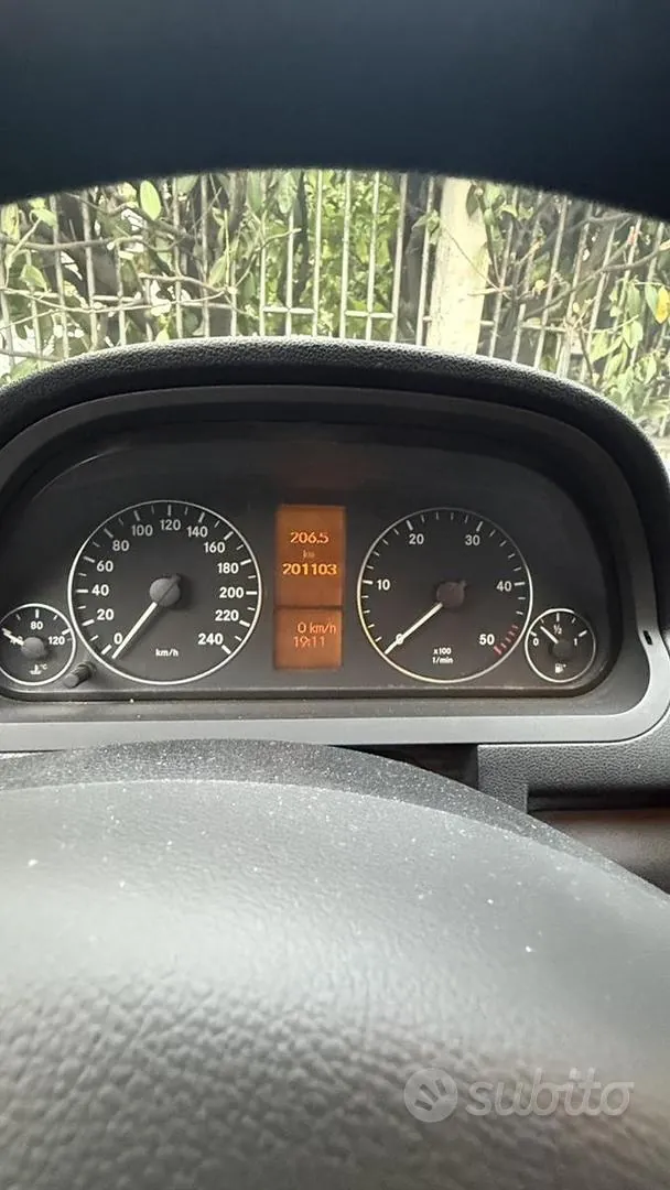 Mercedes-Benz A 2005 photo 2