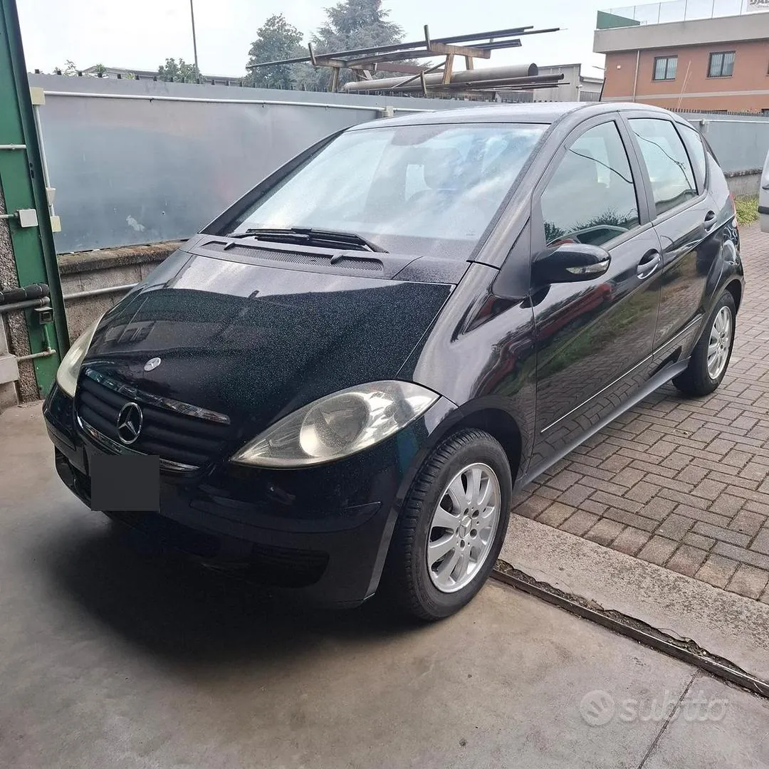 Mercedes-Benz A