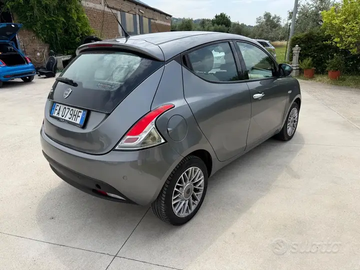Lancia Ypsilon 2016 photo 5