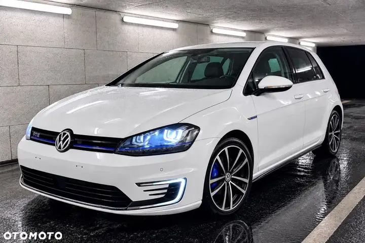 Volkswagen Golf 2015 photo 3