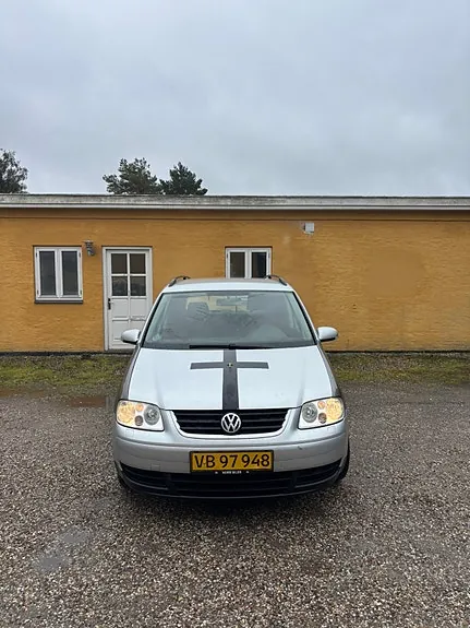 Volkswagen Touran 2005 photo 2