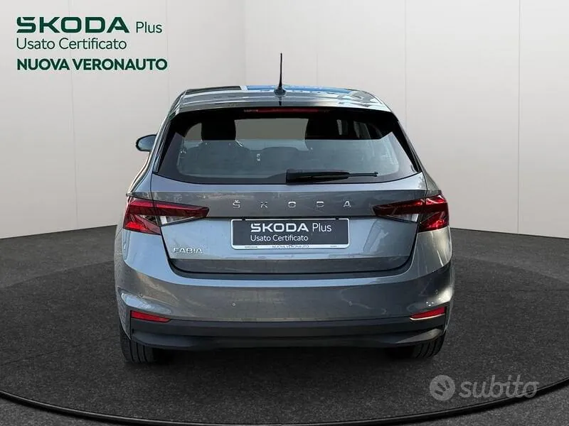 Skoda Fabia 2024 photo 4