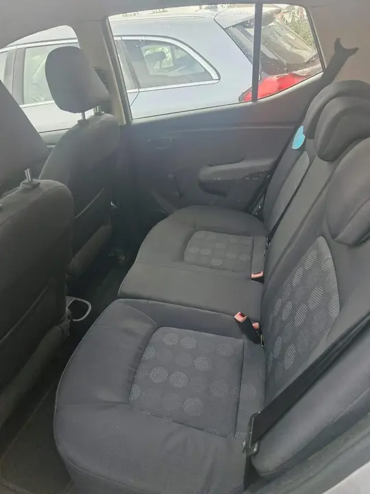 Hyundai I10 2010 photo 5