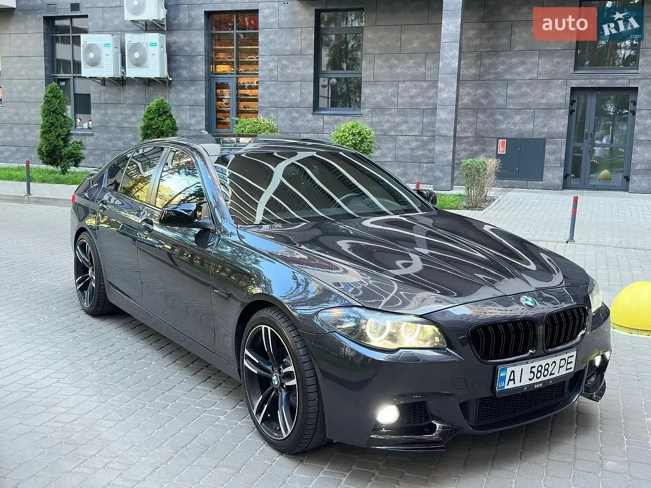 BMW 5 Series 2013 photo 5