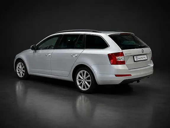 Skoda Octavia 2015 photo 4