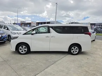 Toyota Alphard 2022 photo 5