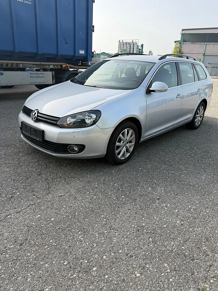 Volkswagen Golf 2011 photo 3