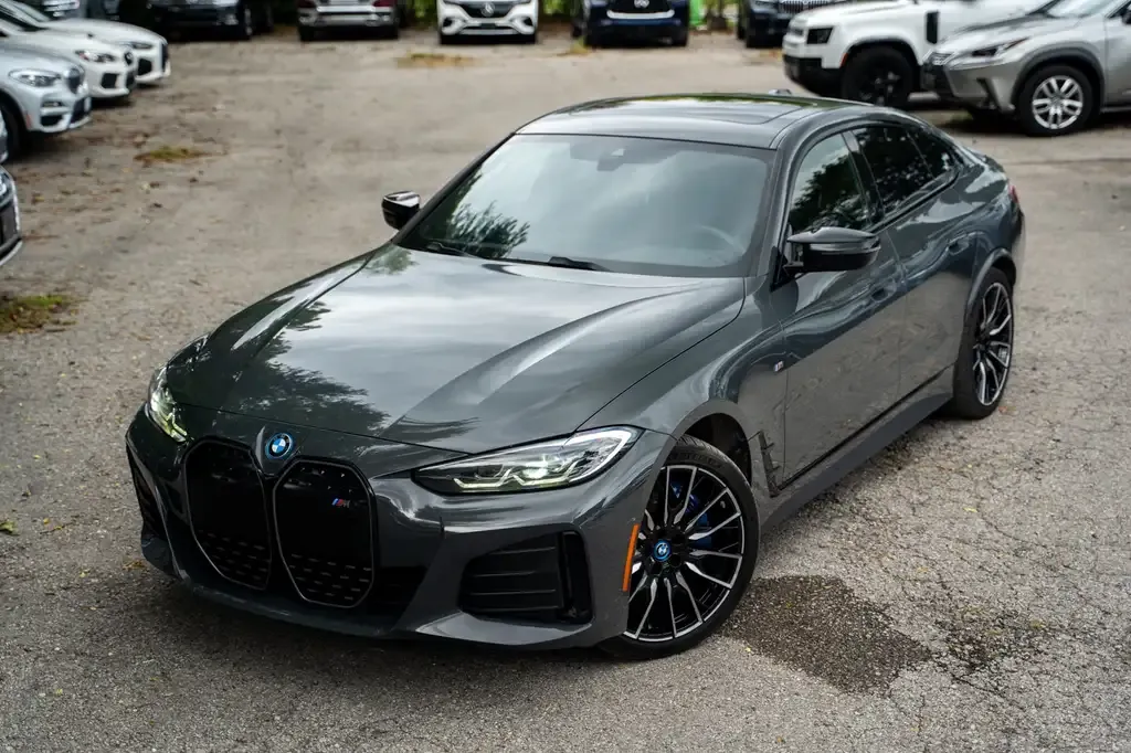 BMW I4 2022 photo 3