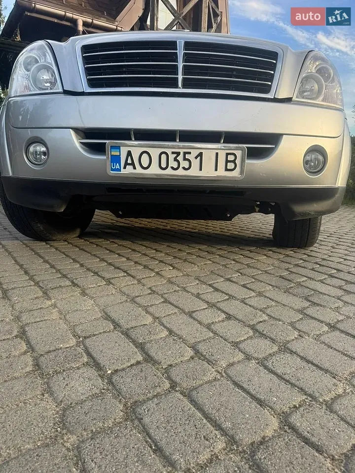 KG Mobility Rexton 2009 photo 3