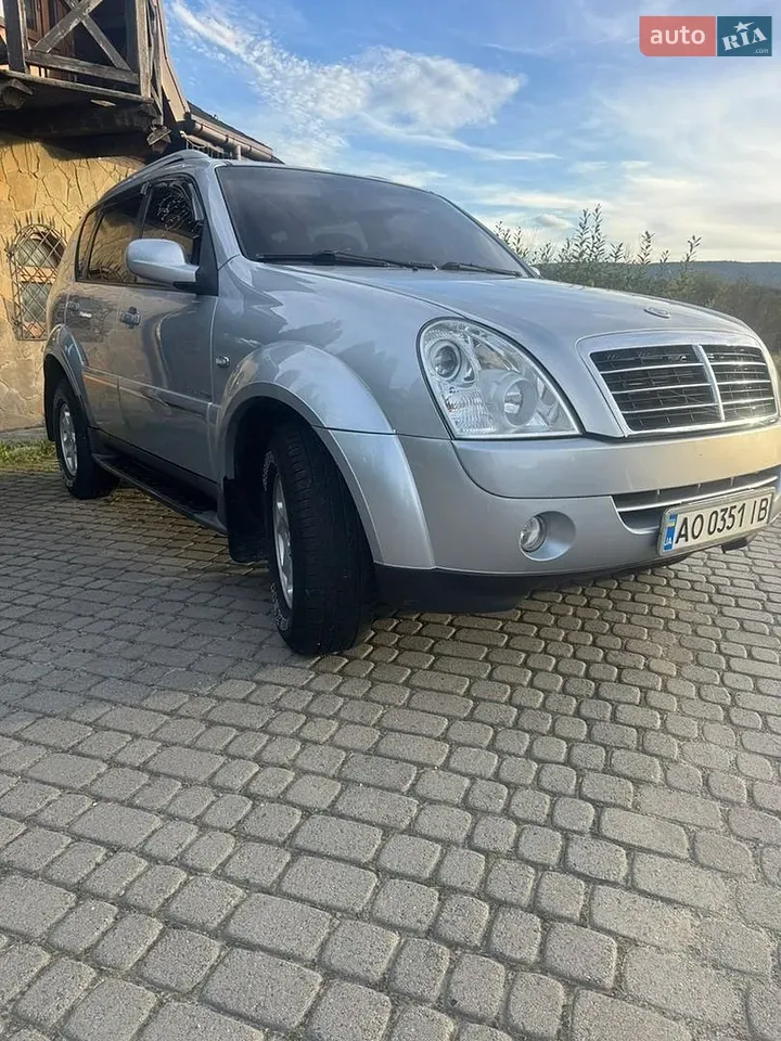 KG Mobility Rexton 2009 photo 4