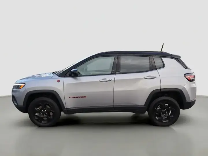 Jeep Compass 2023 photo 2