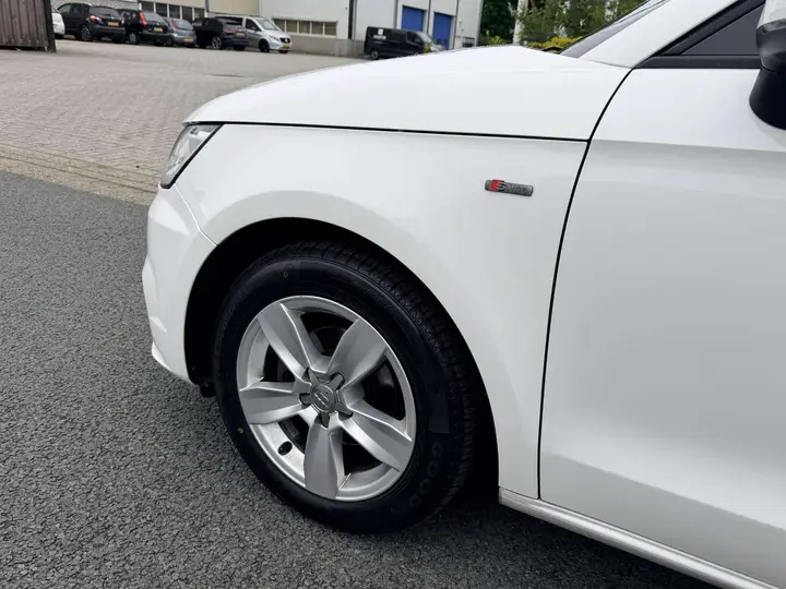 Audi A1 Sportback 2017 photo 5