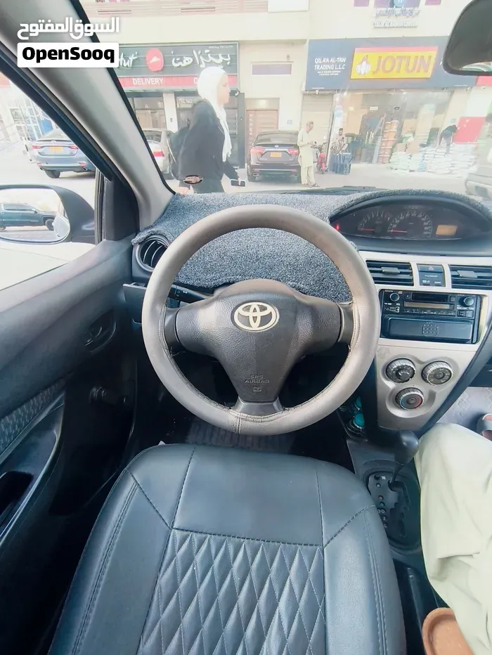 Toyota Yaris 2010 photo 5