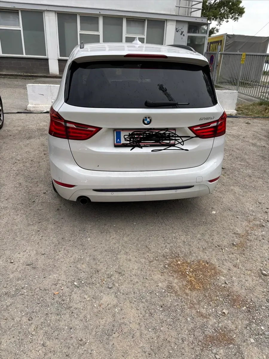 BMW 2 Series 2015 photo 2