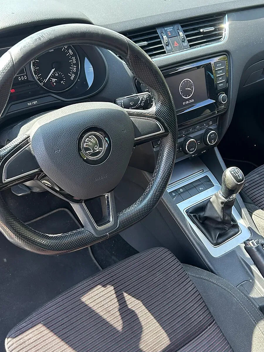 Skoda Octavia 2014 photo 3