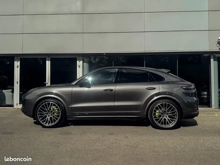 Porsche Cayenne 2020 photo 2
