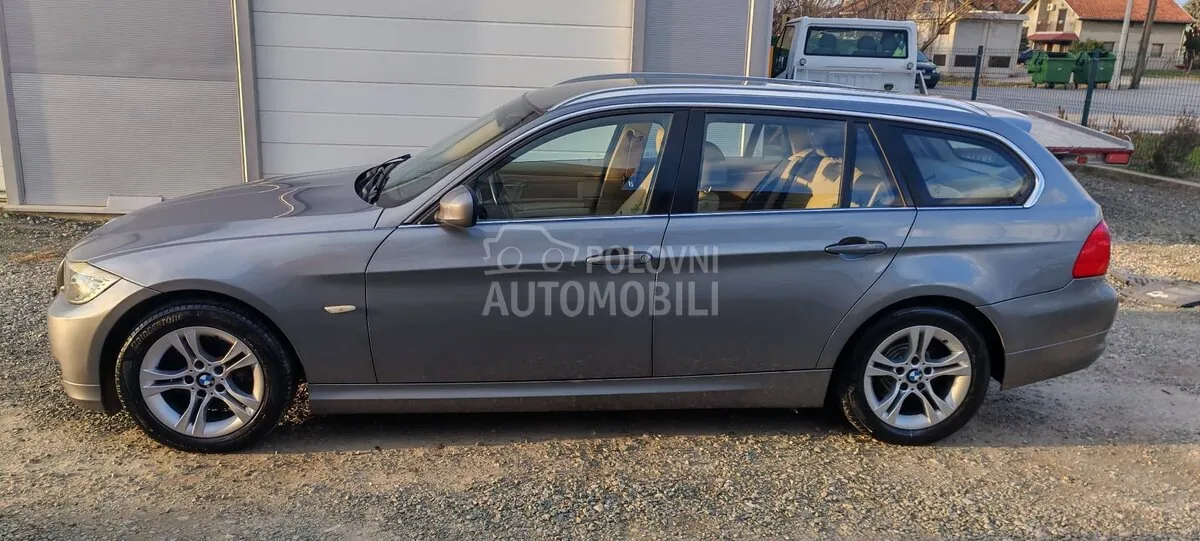 BMW 318 2010 photo 4
