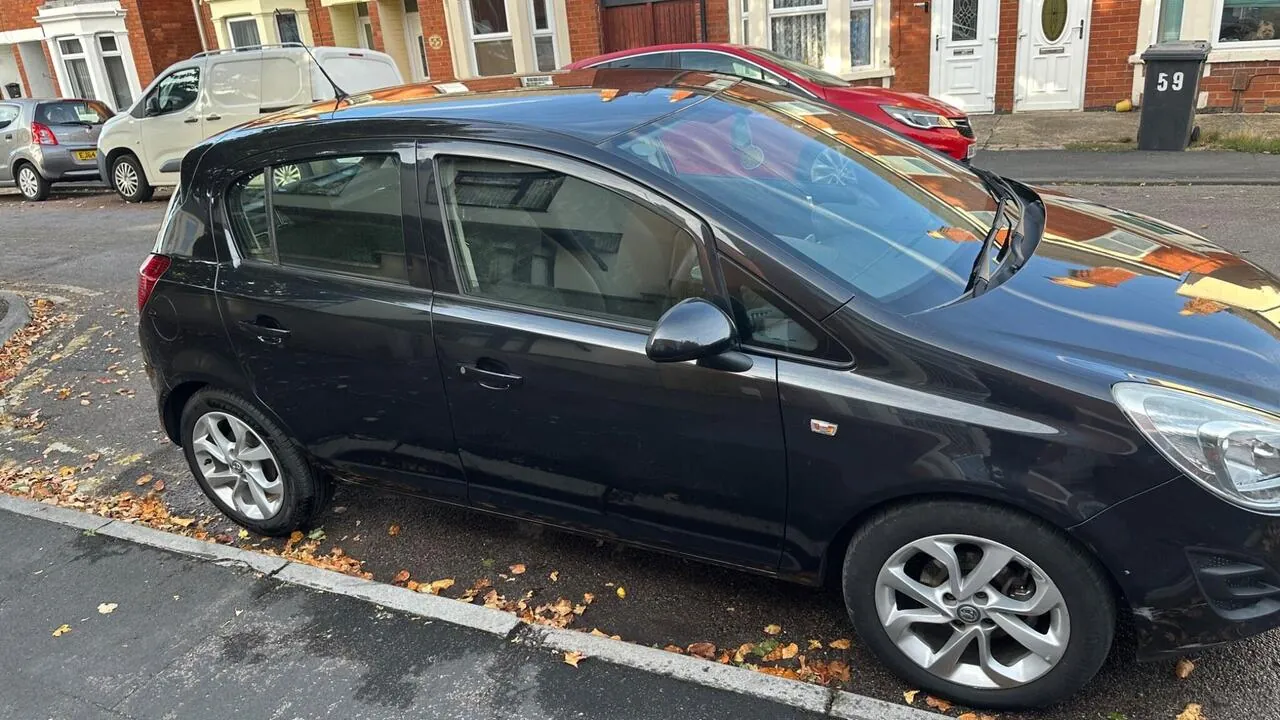 Vauxhall Corsa 2013 photo 4