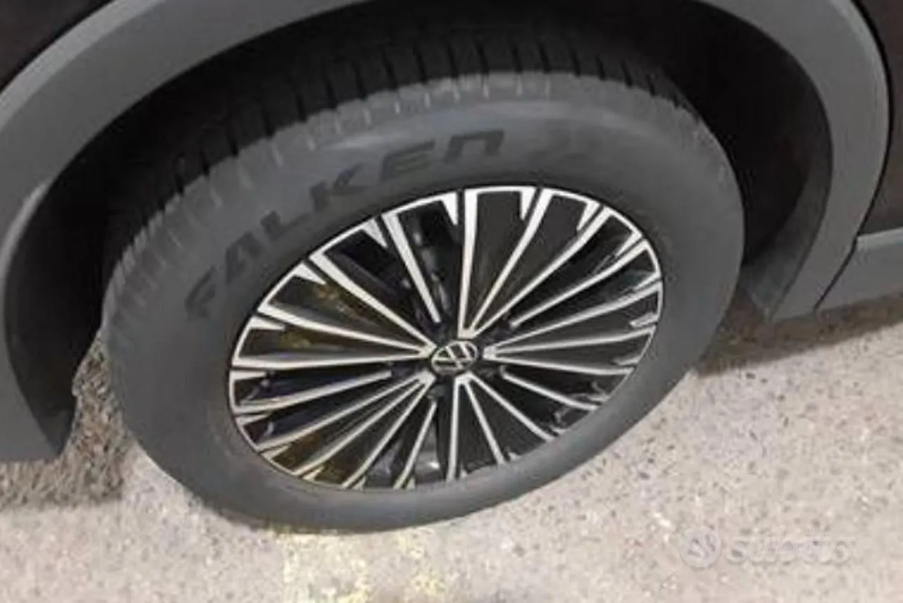 Volkswagen Tiguan 2025 photo 4