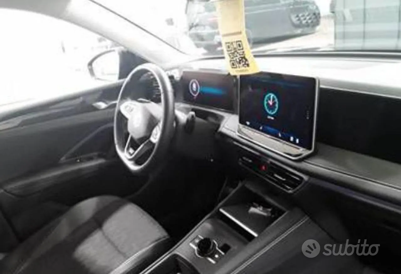 Volkswagen Tiguan 2025 photo 3