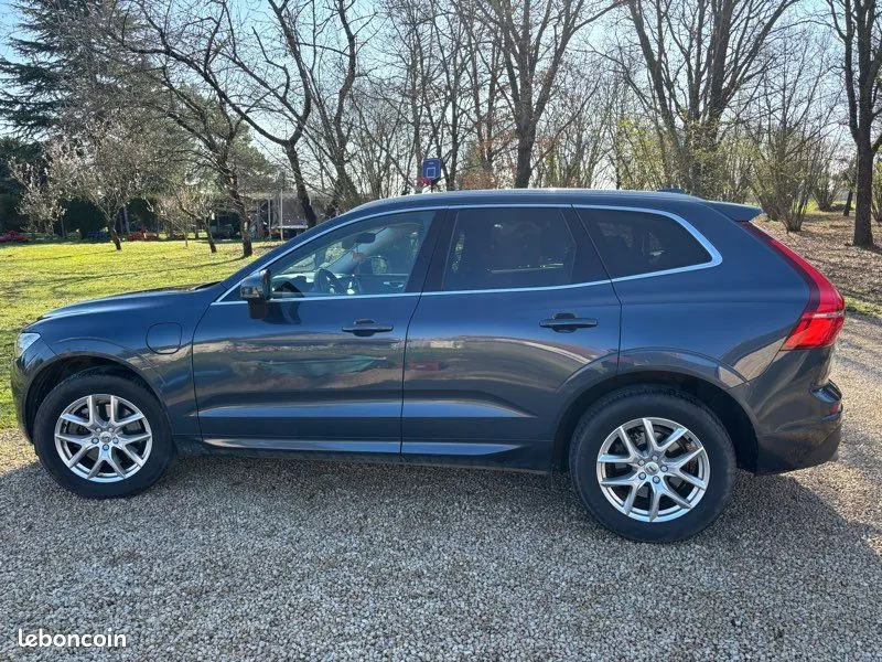 Volvo Xc60 2019 photo 2