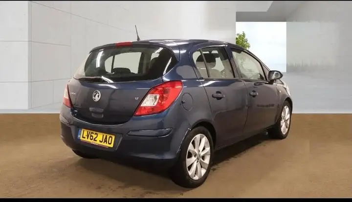 Vauxhall Corsa 2012 photo 4
