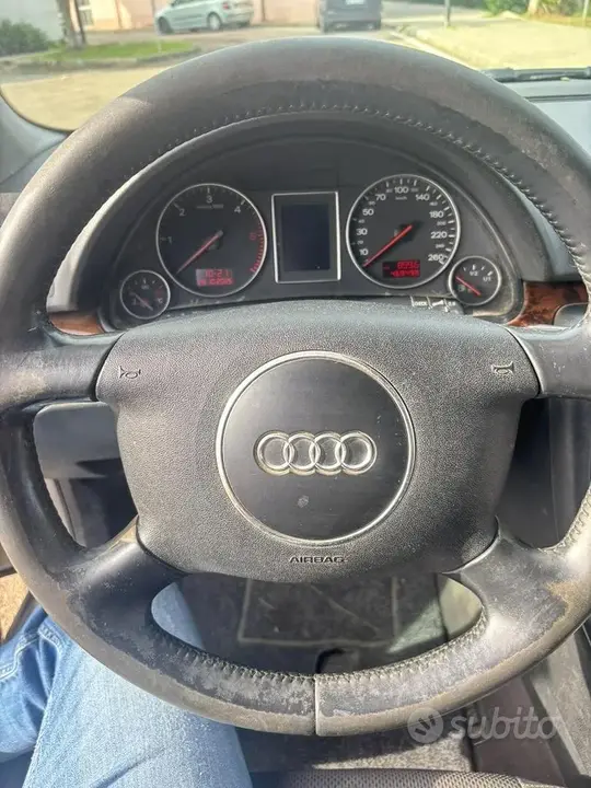 Audi A4 2002 photo 4