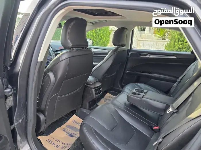 Ford Fusion 2016 photo 2