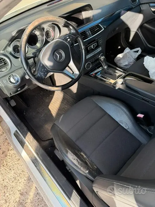 Mercedes-Benz C 2011 photo 5