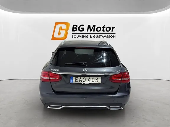 Mercedes-Benz C220 2015 photo 5