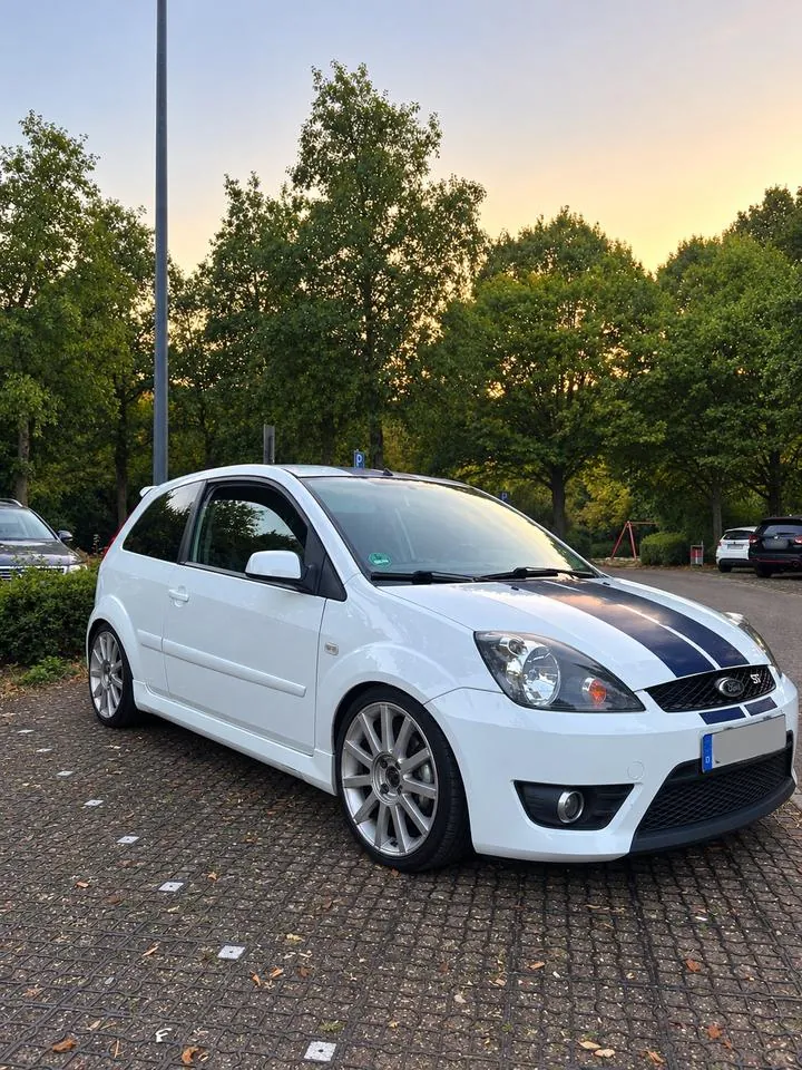 Ford Fiesta St