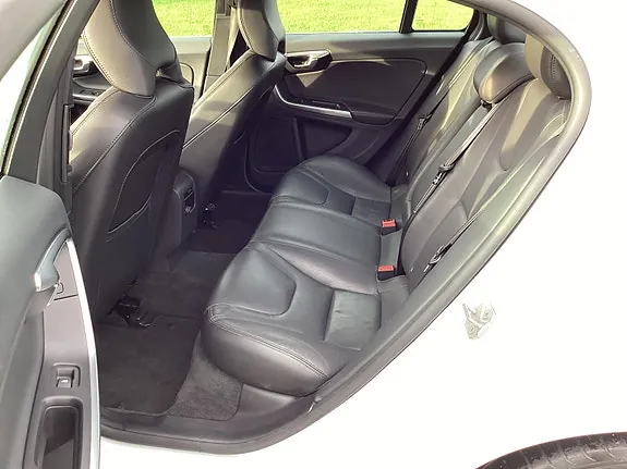 Volvo S60 2016 photo 4