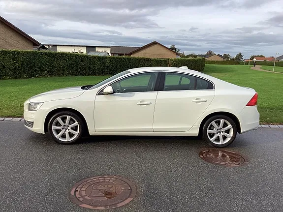 Volvo S60 2016 photo 3