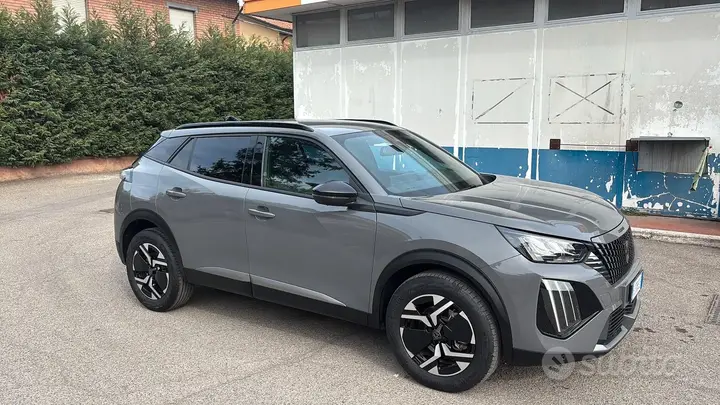 Peugeot 2008 2025 photo 3