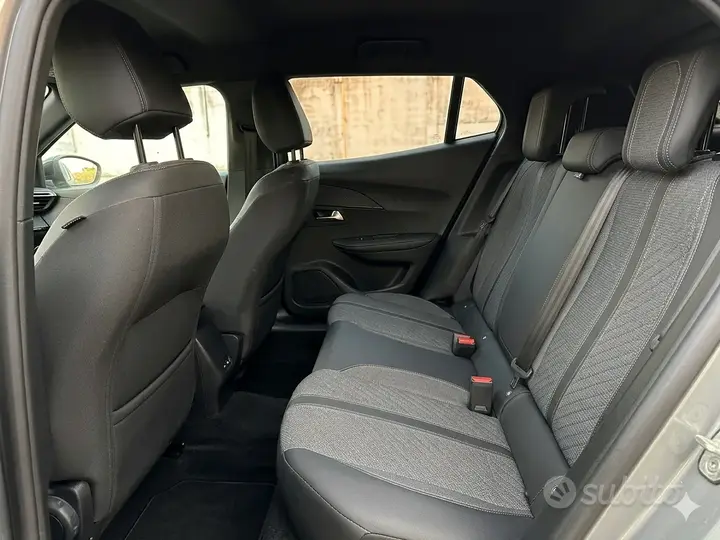 Peugeot 2008 2025 photo 4