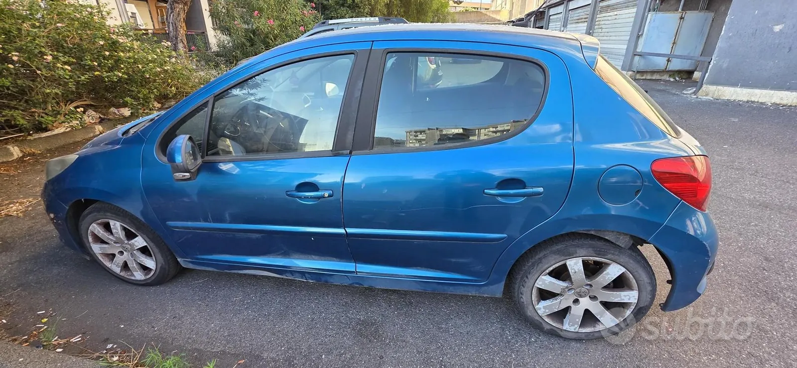 Peugeot 207 2008 photo 3